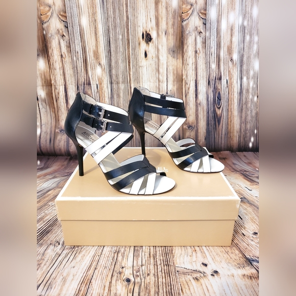 Michael Kors Cammie Open Toe Heel Sandals - Picture 2 of 13